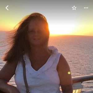 Meet your Posher, Angie